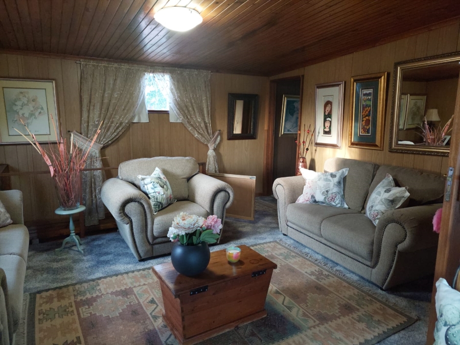 4 Bedroom Property for Sale in Christmas Rock Eastern Cape